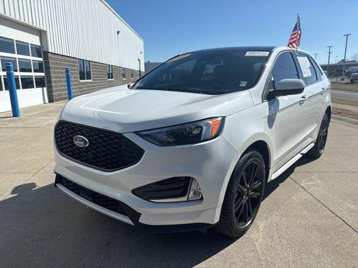 2022 Ford Edge ST Line