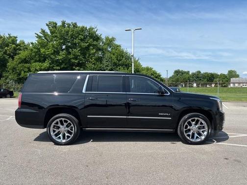 2020 GMC Yukon XL Denali