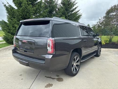 2016 GMC Yukon XL SLE