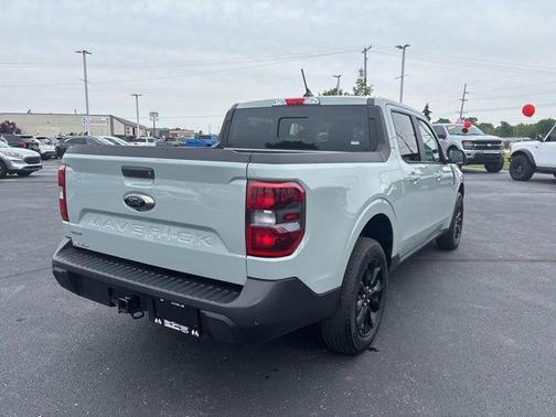 Cactus Gray 2024 Ford Maverick Lariat