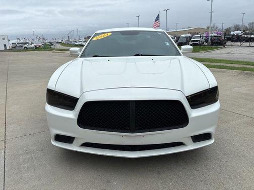 Bright White Clearcoat 2014 Dodge Charger SE