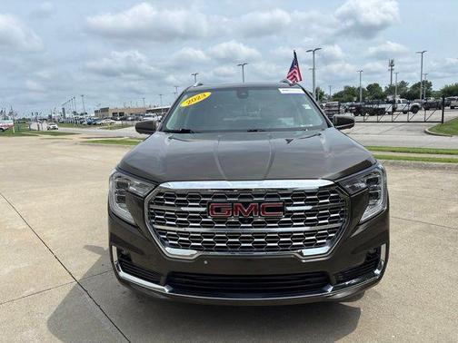 Deep Bronze Metallic 2023 GMC Terrain Denali