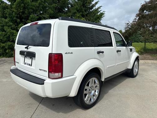 2010 Dodge Nitro SE