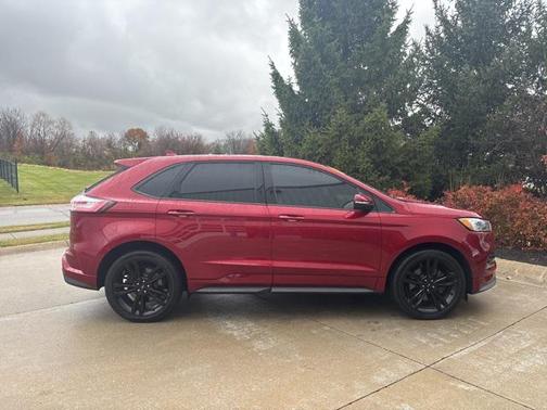 2019 Ford Edge ST