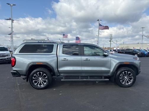 2024 GMC Canyon Denali