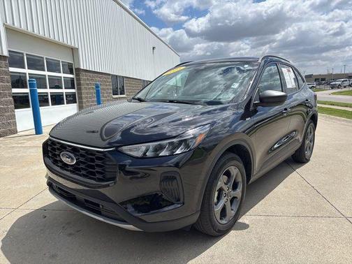 Agate Black Metallic 2025 Ford Escape ST-Line