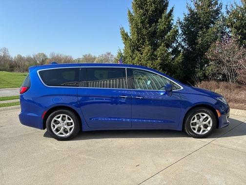 2019 Chrysler Pacifica Touring Plus