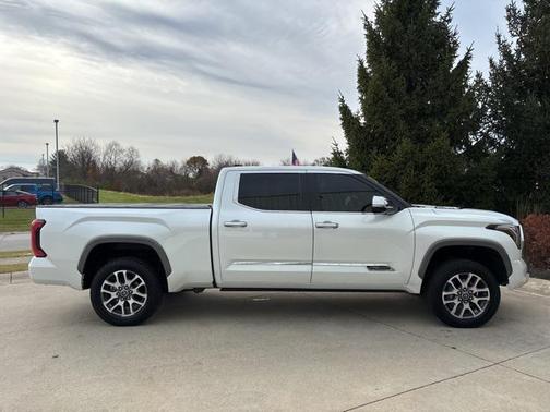 2024 Toyota Tundra Hybrid 1794 Edition