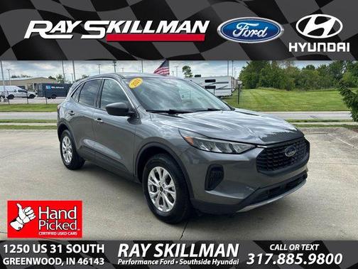 Carbonized Gray Metallic 2024 Ford Escape Active