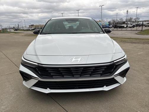 2026 Hyundai ELANTRA Sport