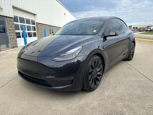 2024 Tesla Model Y Performance Dual Motor All-Wheel Drive