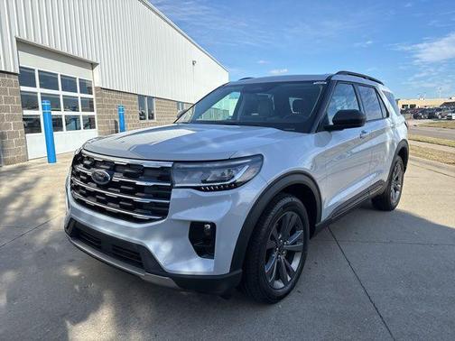 2026 Ford Explorer Active w/200A Pkg