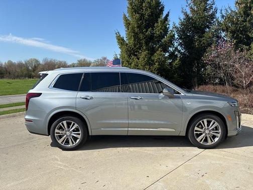 2024 Cadillac XT6 Premium Luxury FWD