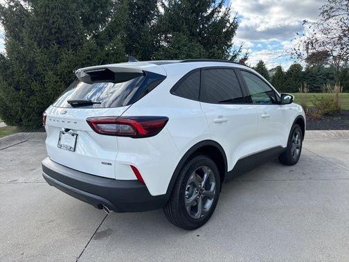 2026 Ford Escape ST-Line Select