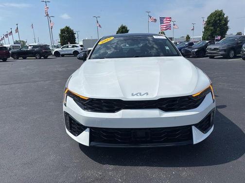 Snow White Pearl 2025 Kia K5 GT-Line