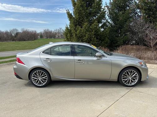 2015 Lexus IS 250 Crafted Line