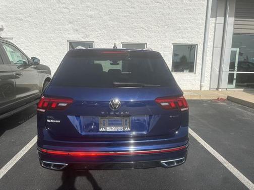 2022 Volkswagen Tiguan 2.0T SEL R-Line 4MOTION