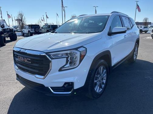 2024 GMC Terrain SLT