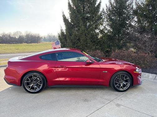 2023 Ford Mustang GT Premium