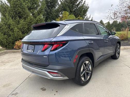 2025 Hyundai TUCSON SEL