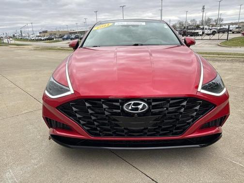 2021 Hyundai SONATA Limited