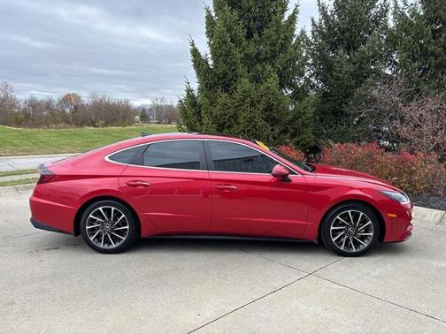 2021 Hyundai SONATA Limited