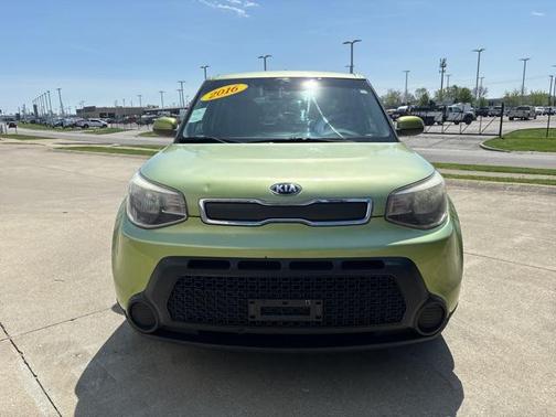 2016 Kia Soul Base