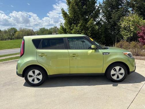 2016 Kia Soul Base