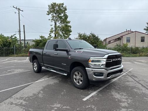 2019 RAM 2500 Big Horn Crew Cab 4x4 6'4' Box