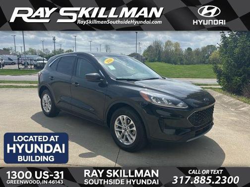 Agate Black Metallic 2020 Ford Escape SE