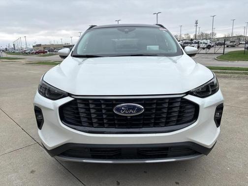 2025 Ford Escape Platinum