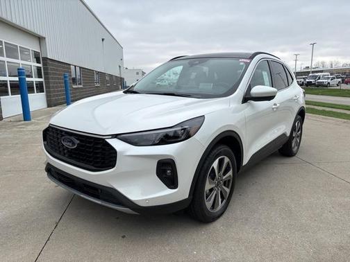 2025 Ford Escape Platinum