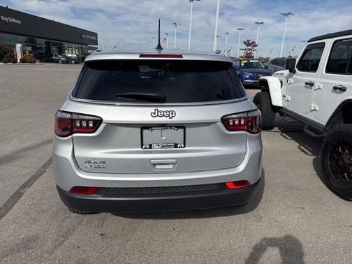 2025 Jeep Compass Sport