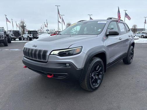 2020 Jeep Cherokee Trailhawk