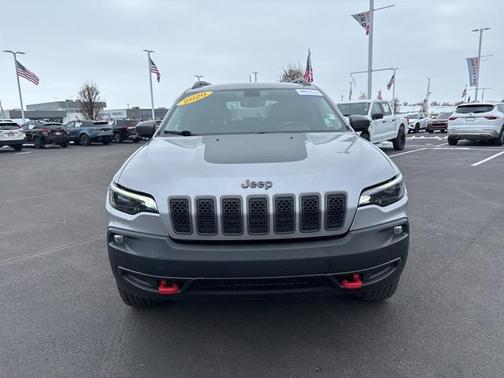 2020 Jeep Cherokee Trailhawk