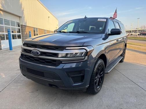 2022 Ford Expedition Max XLT