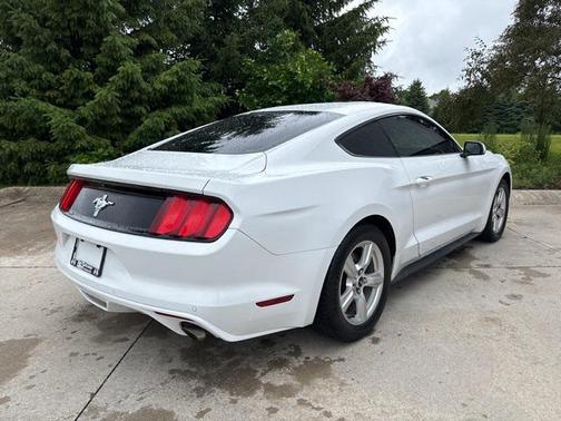 2015 Ford Mustang V6