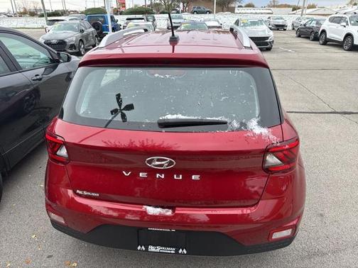 2024 Hyundai VENUE SEL