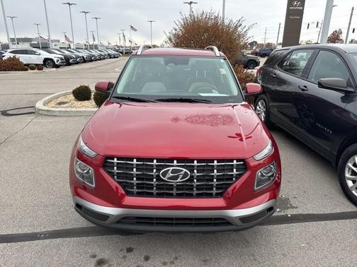 2024 Hyundai VENUE SEL