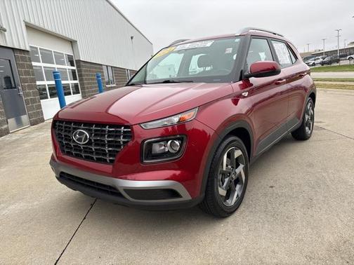 2024 Hyundai VENUE SEL