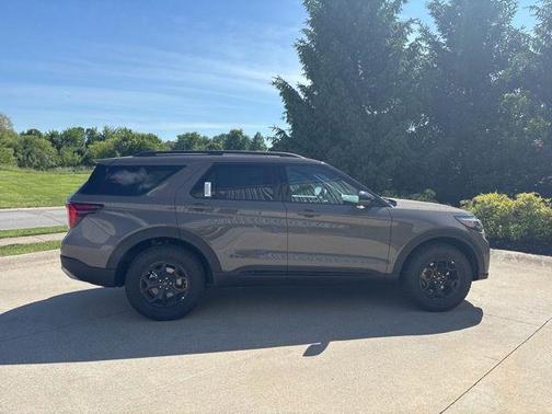 Marsh Gray 2026 Ford Explorer Tremor