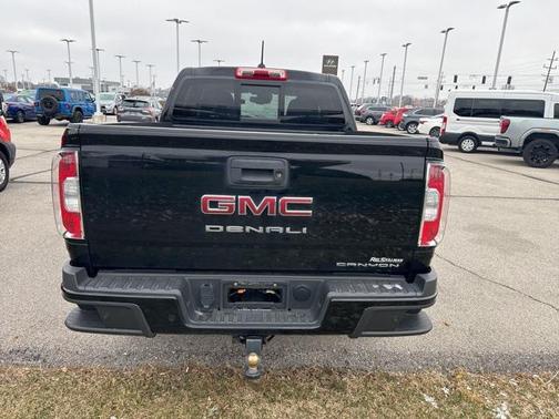 2022 GMC Canyon Denali