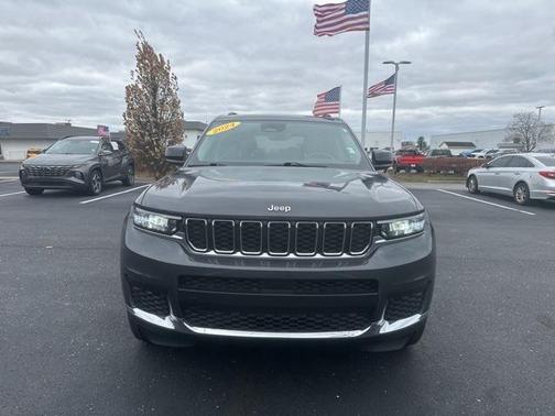 2022 Jeep Grand Cherokee L Laredo