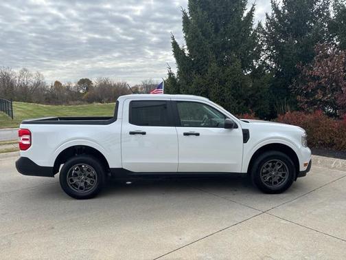 2022 Ford Maverick XL