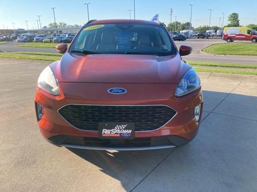 Photo 4 of 30 of 2020 Ford Escape SEL