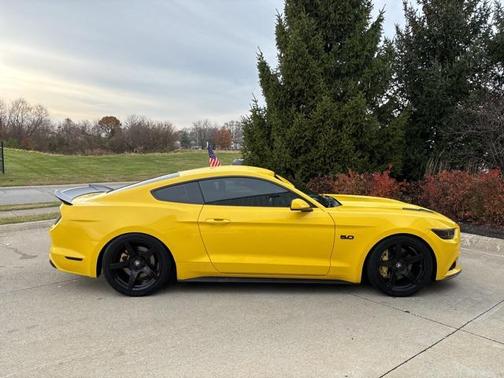 2017 Ford Mustang GT