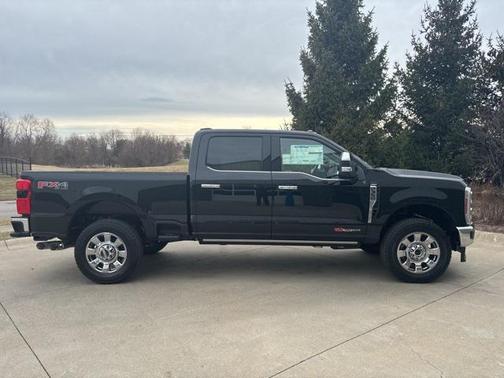 2025 Ford F-350 Lariat