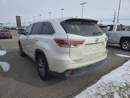 2015 Toyota Highlander LE