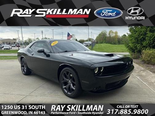 2017 Dodge Challenger SXT