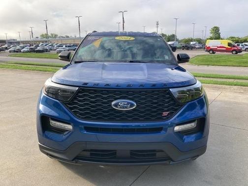 Photo 4 of 32 of 2021 Ford Explorer ST